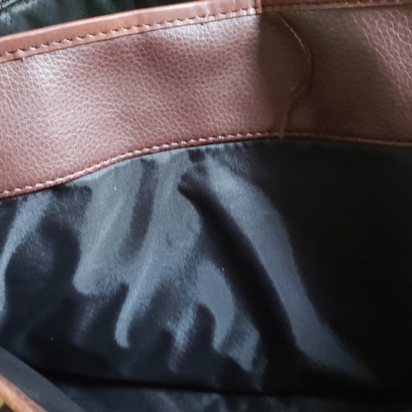 BUXTON Brown Leather Messenger Satchel. UNISEX - Picture 10 of 11